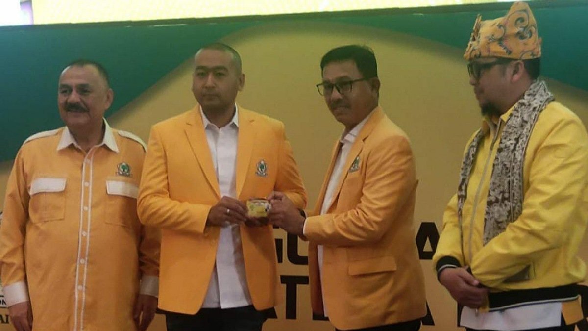 Keluar dari PPP, Wakil Gubernur Sumbar Audy Joinaldy Resmi Gabung Golkar