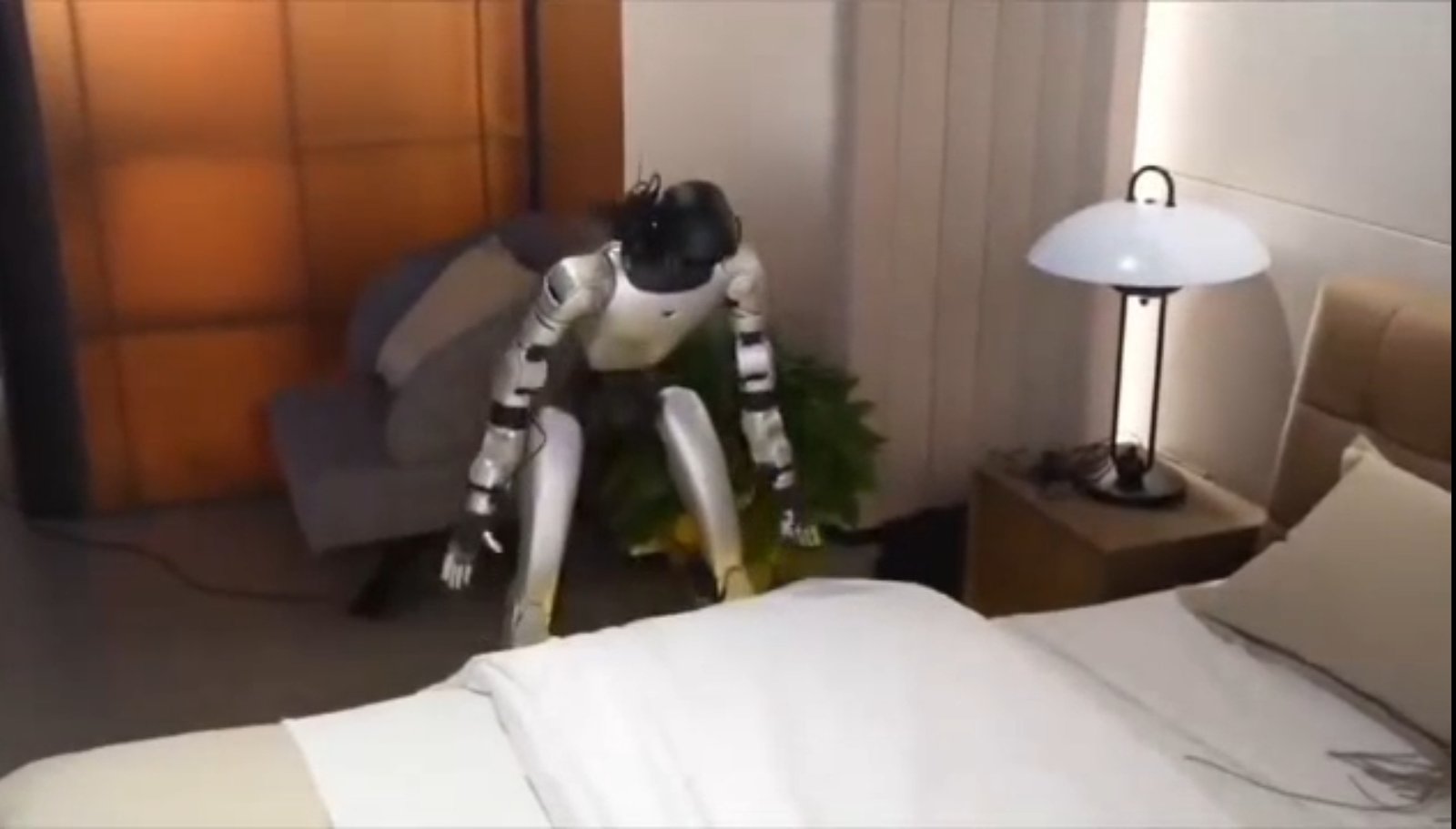 Robot Humanoid: Dari ART Pintar hingga Ancaman Bagi Karyawan Minimarket 1 IMG 20260330 181751