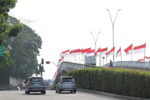 Jelang HUT ke-81 RI, Nuansa Merah Putih Mulai Menghiasi Tangsel