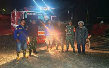 Penanganan kebakaran hutan dan lahan (karhutla) di wilayah Nagori Tigaras, Kecamatan Dolok, Kabupaten Simalungun, Sumatera Utara. Kredit foto: BPBD Kabupaten Simalungun.
