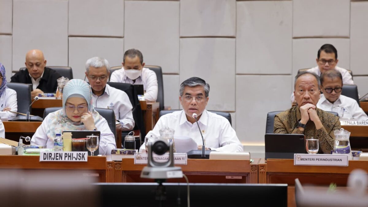 DPR dan Pemerintah Mulai Bahas RUU Pelindungan Ketenagakerjaan, Apa Dampaknya bagi Pekerja?